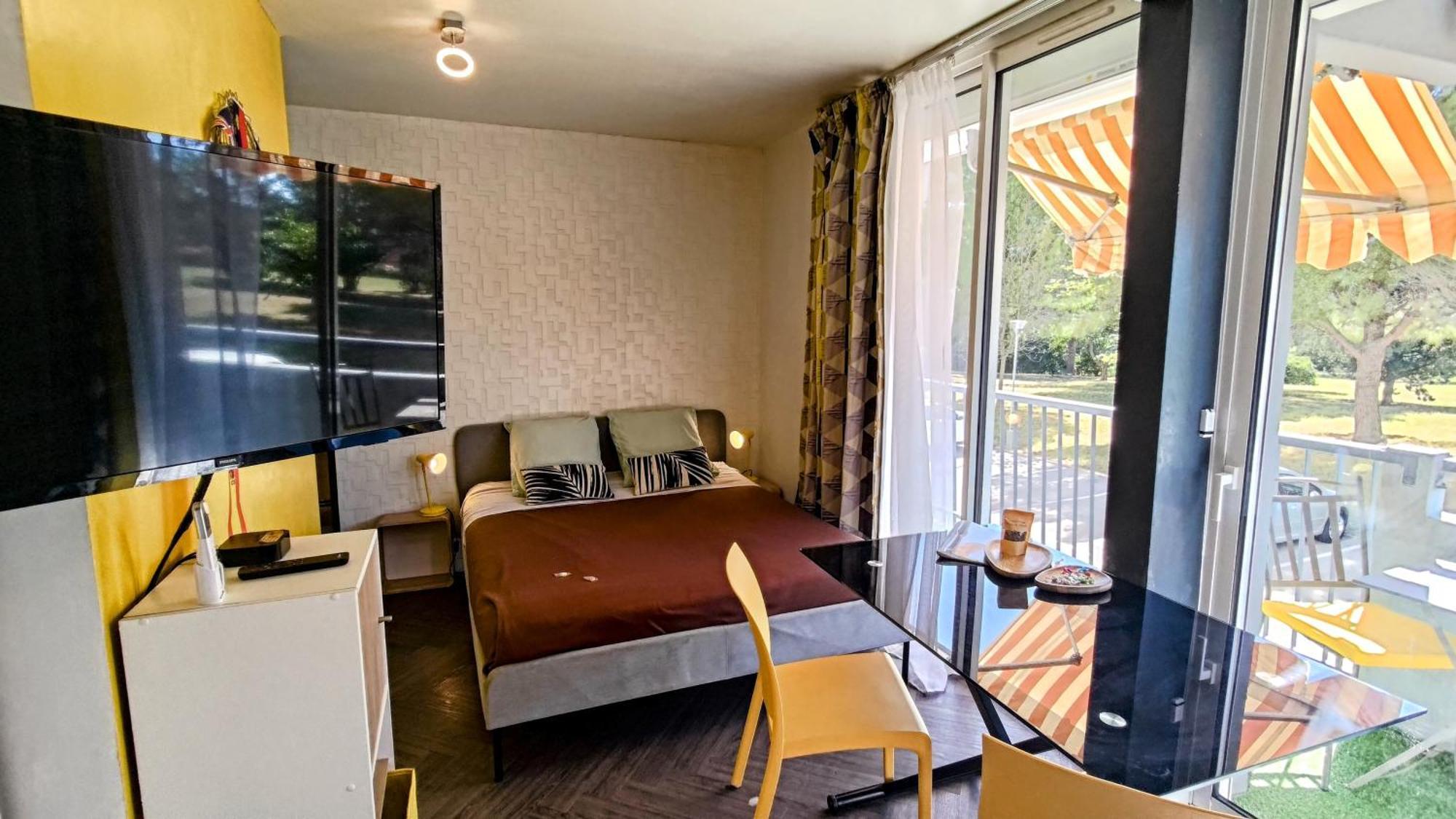 Studio Soleil Et Verdure - Montpellier Celleneuve Экстерьер фото